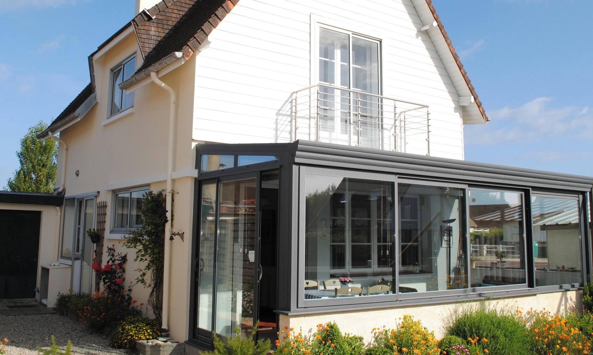 Ver-sur-Mer Villa | Charming house 100 m2 50m from the beach Sea view