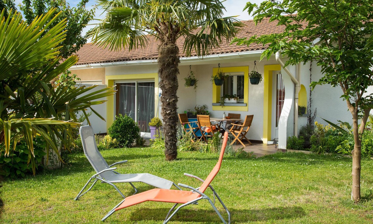 Aureilhan House | CHARMING HOUSE BETWEEN THE OCEAN AND THE LAKES