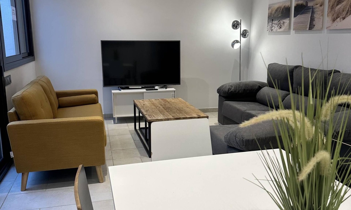 Vilassar de Mar House | Charming house in the heart of Vilassar de Mar: your seaside retreat just 5 minutes from the beach