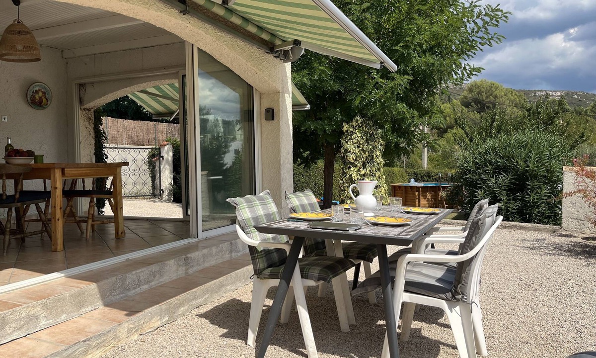 La Bouilladisse House | Charming house in Provence