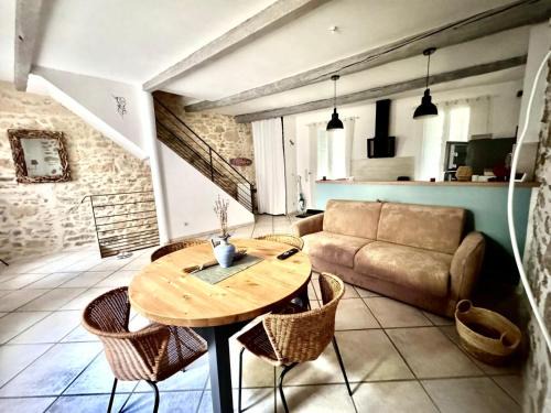 Pezenas House | Charming house in Pezenas with garage and patio