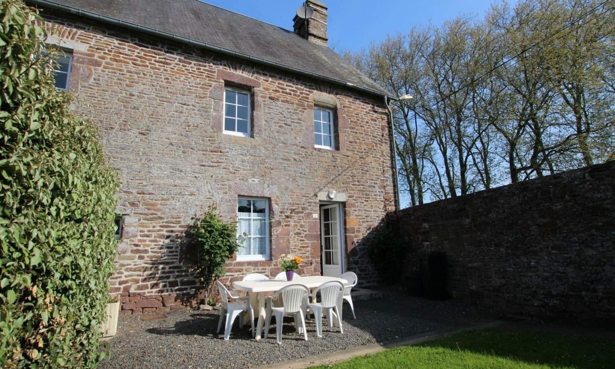 Ver Cottage | Charming house in South Manche - Pets allowed