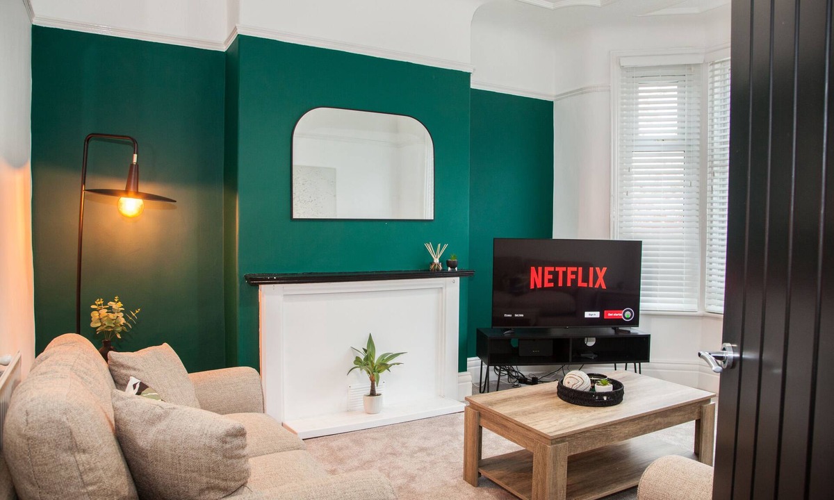 Wallasey House | Charming house In Wirral