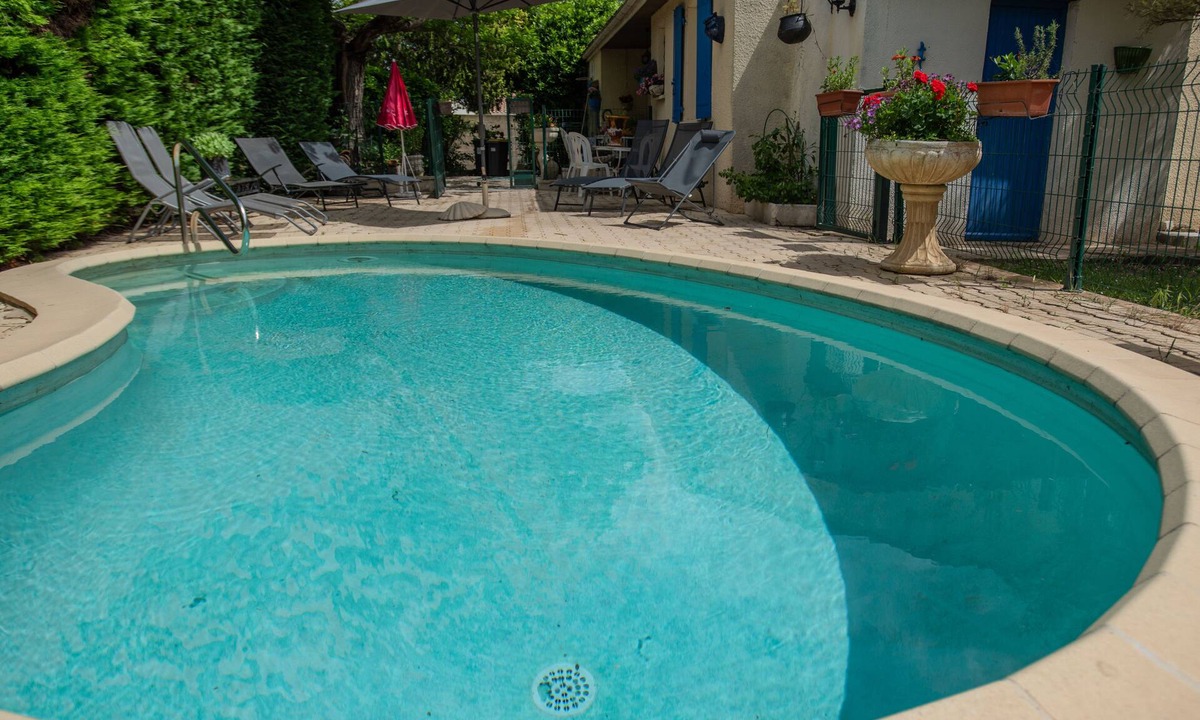 Clarensac House | Charming house with a garden and a private pool