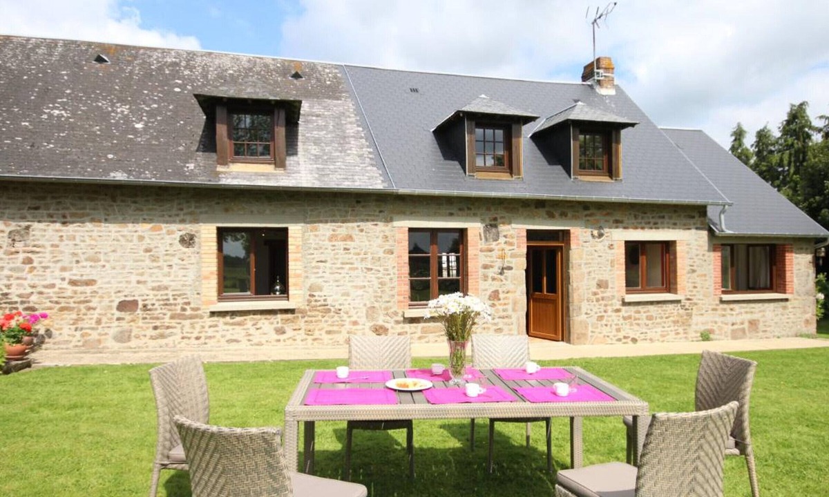 Saint-Simeon Cottage | Charming house with garden and WIFI included