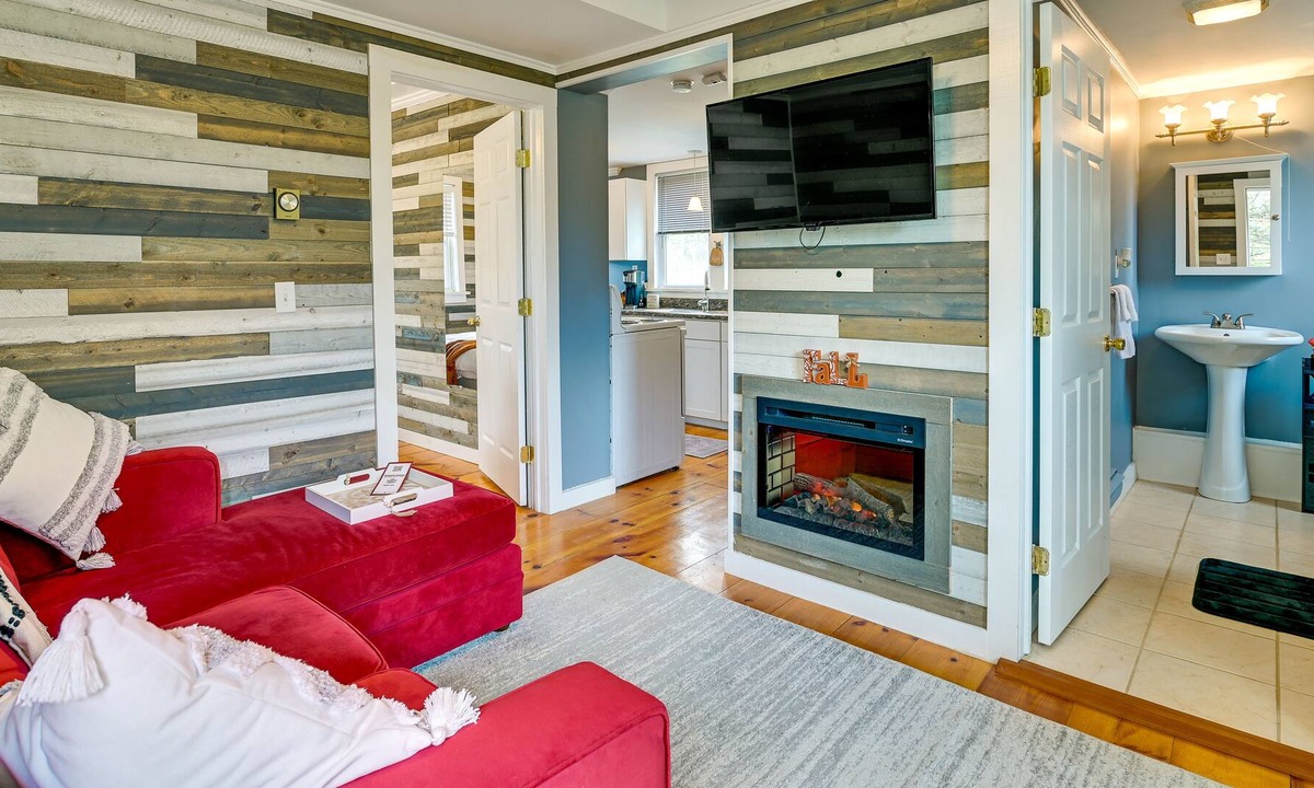 Jefferson Cottage | Charming Jefferson Cottage w/ Fire Pit!