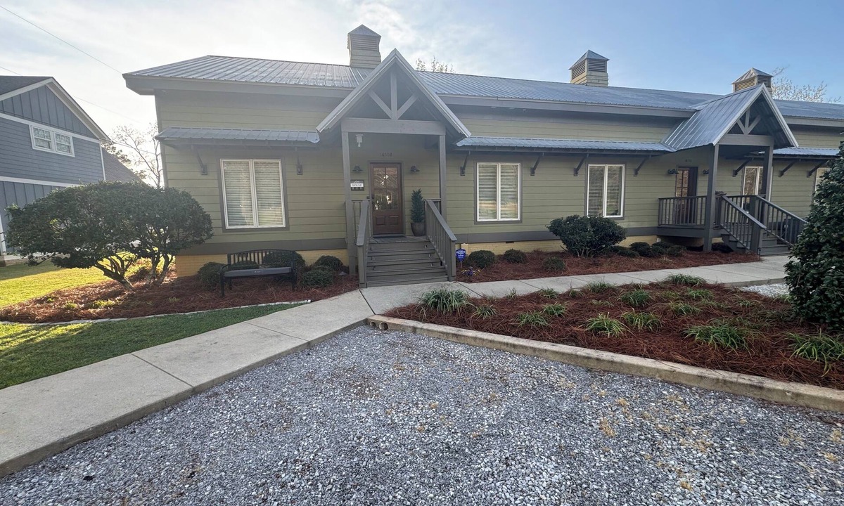 Northport Condo | Charming Lake Tuscaloosa Retreat