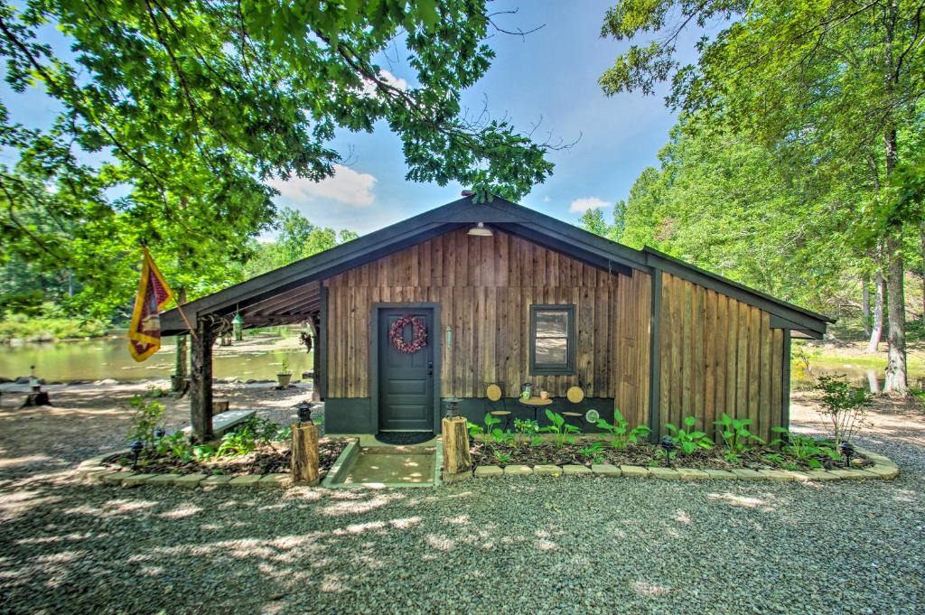 Ridge House | Charming Lakefront Cabin Fish, Hike and More!