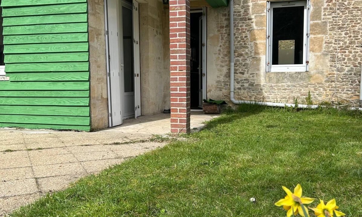 Le Bourg-Saint-Leonard House | Charming little Norman house.