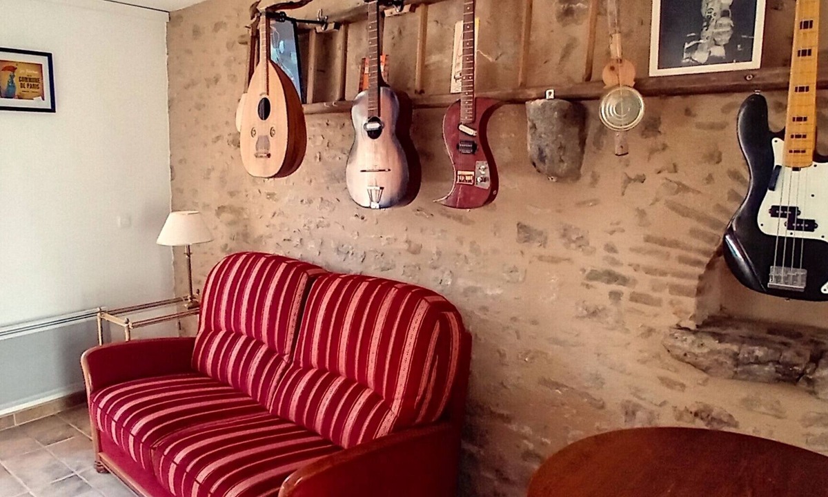 Badecon-le-Pin House | Charming little house for two