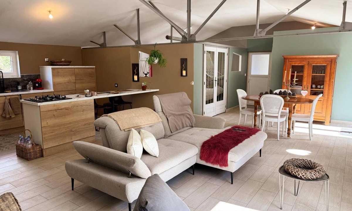 Cour-Cheverny Cottage | Charming lodging, pets welcome - 2 guests