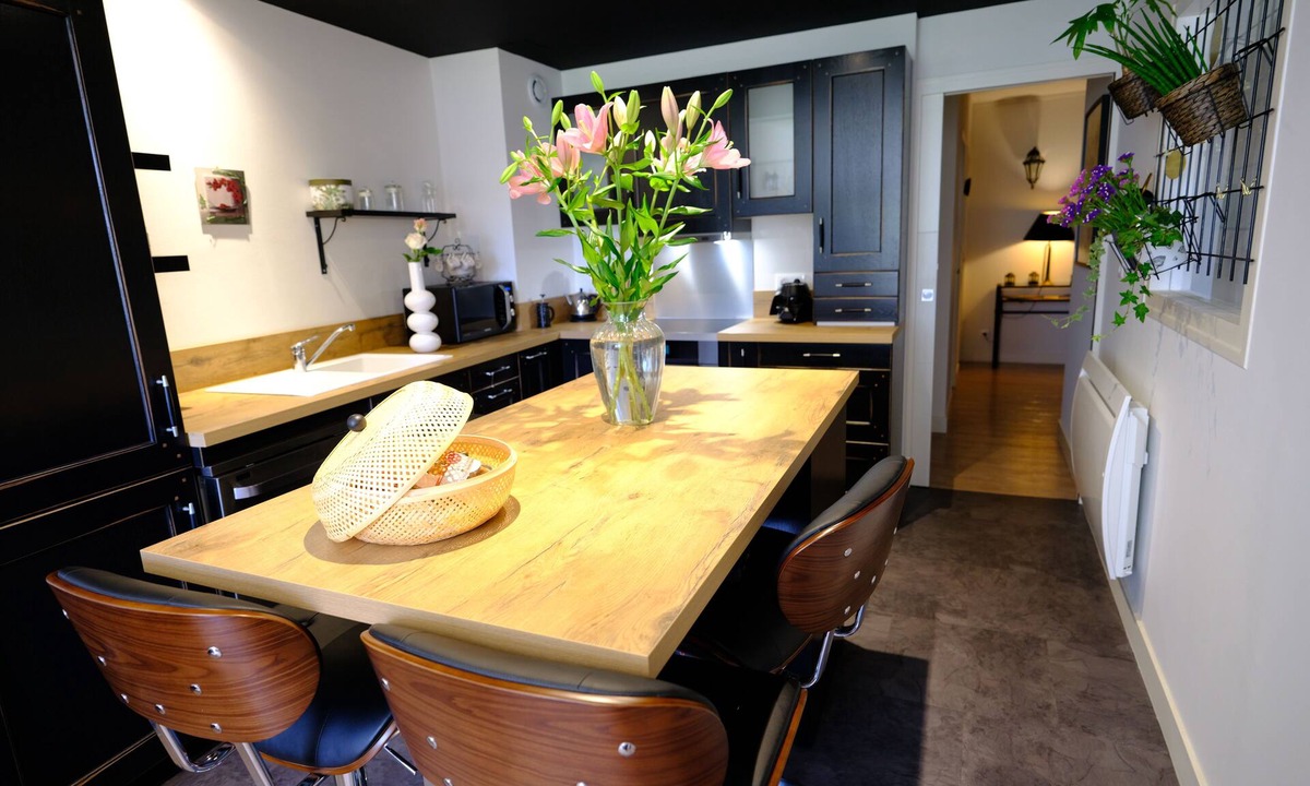 Tours Apartment | Charming loft in the heart of Tours, quiet and ideal location