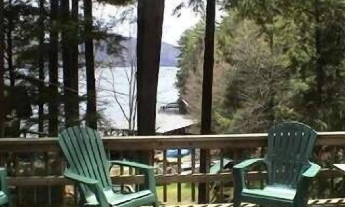 Bolton Landing Cabin | Charming Log Cabin Overlooking Lake George
