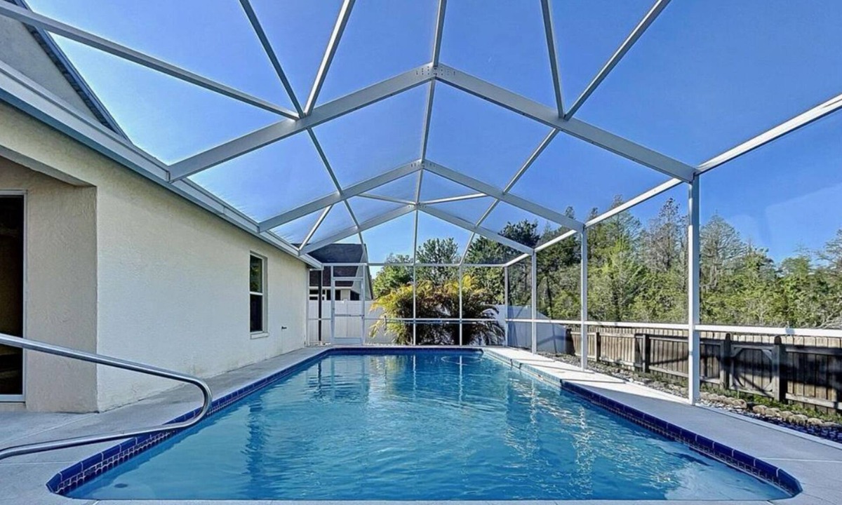Oak Grove Cottage | Charming Lutz guest house