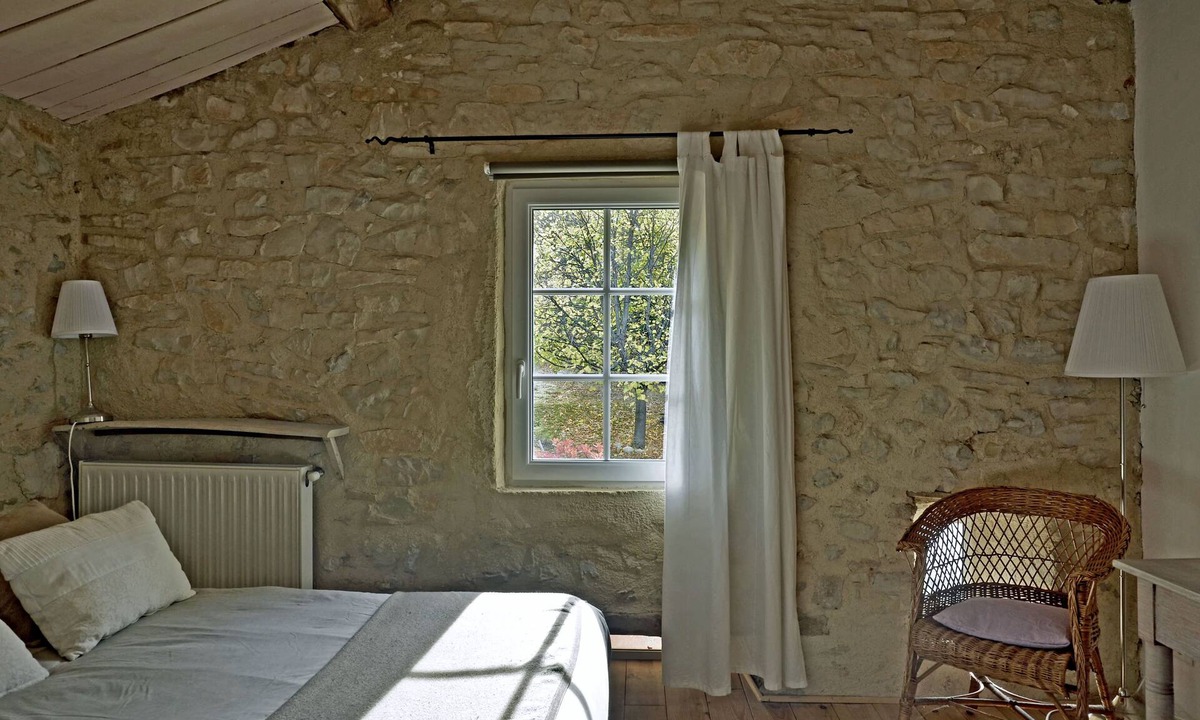 Barret-de-Lioure Apartment | Charming "Malia" gîte in a peaceful setting facing Mont Ventoux