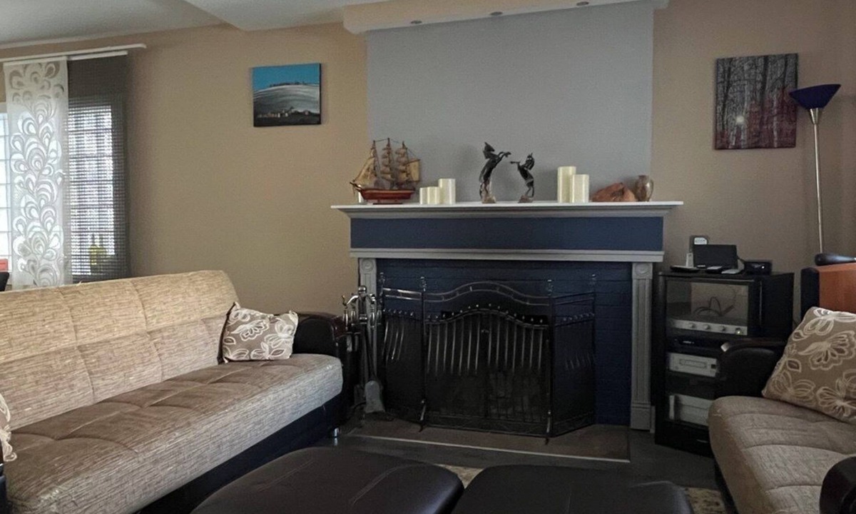 Mount Pleasant West House | Charming Midtown Home for Mid-Term Rent — Just Steps from Eglinton Station