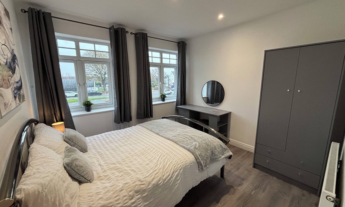 Anlaby Apartment | Charming modern one bedroom apartment complex