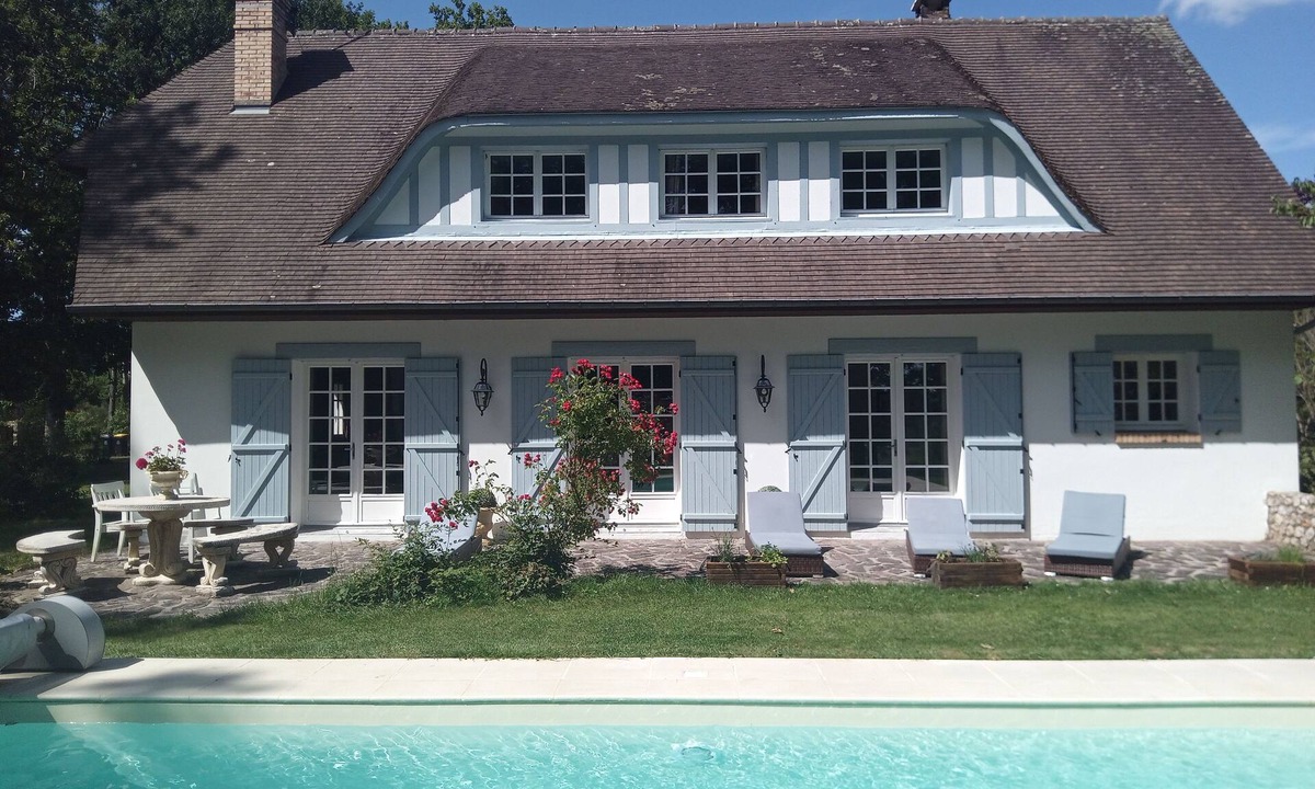 Corneville-sur-Risle House | CHARMING NORMAN HOUSE IN A WOODED PARK, 30 mns FROM THE SEA