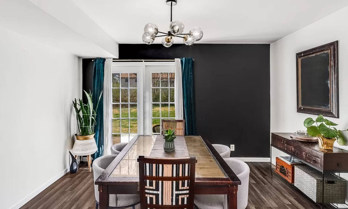 Antioch House | Charming Nashville retreat with modern amenities!