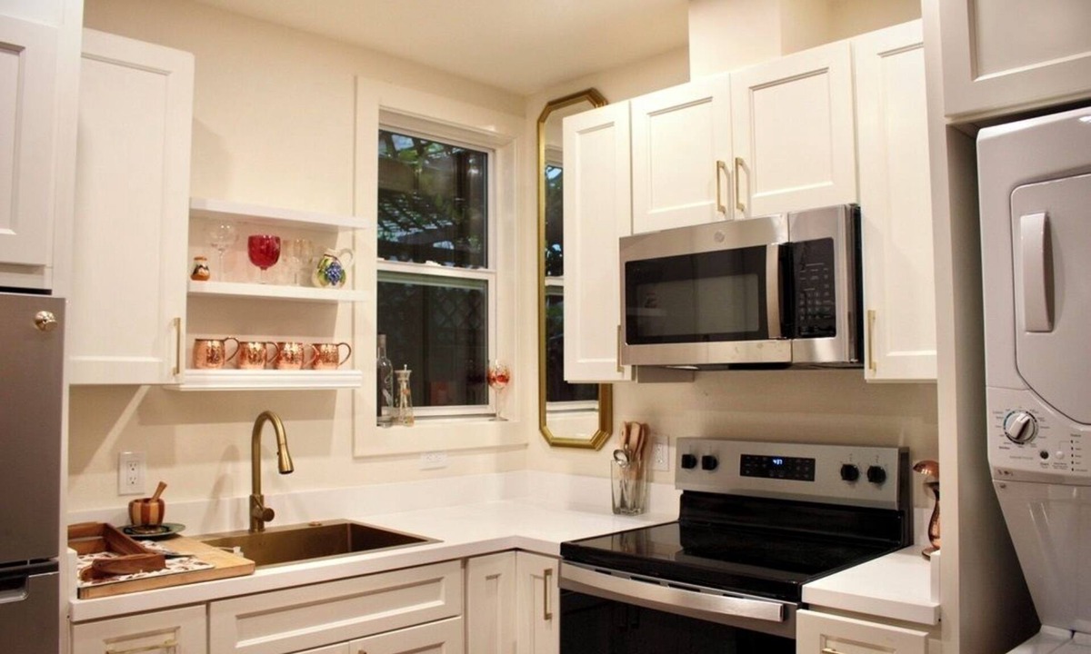 West End Apartment | Charming new 1 bed San Rafael studio, full bath/kitchen, own laundry & entrance!