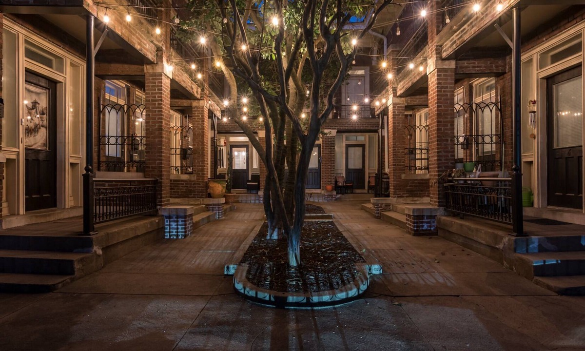 Downtown Little Rock Apartment | Charming New Orleans-Style Apartment with Gated Courtyard!