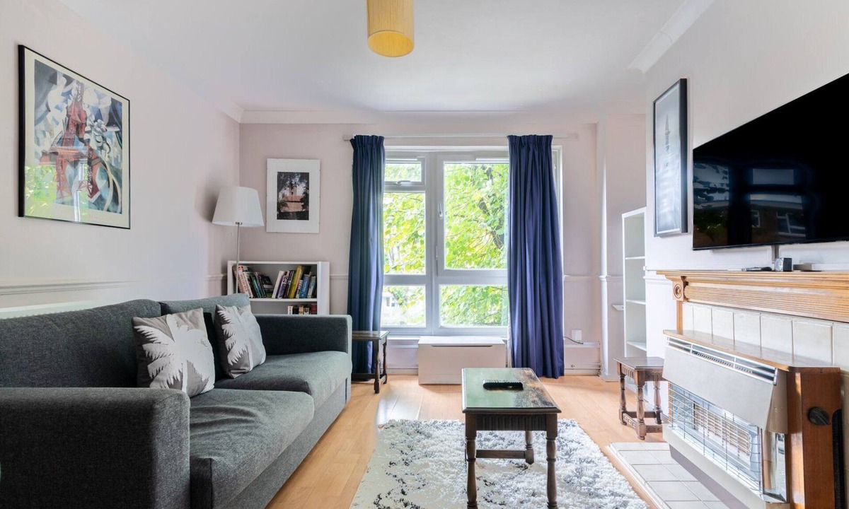 Thamesfield Apartment | Charming One Bed Abode In East Putney