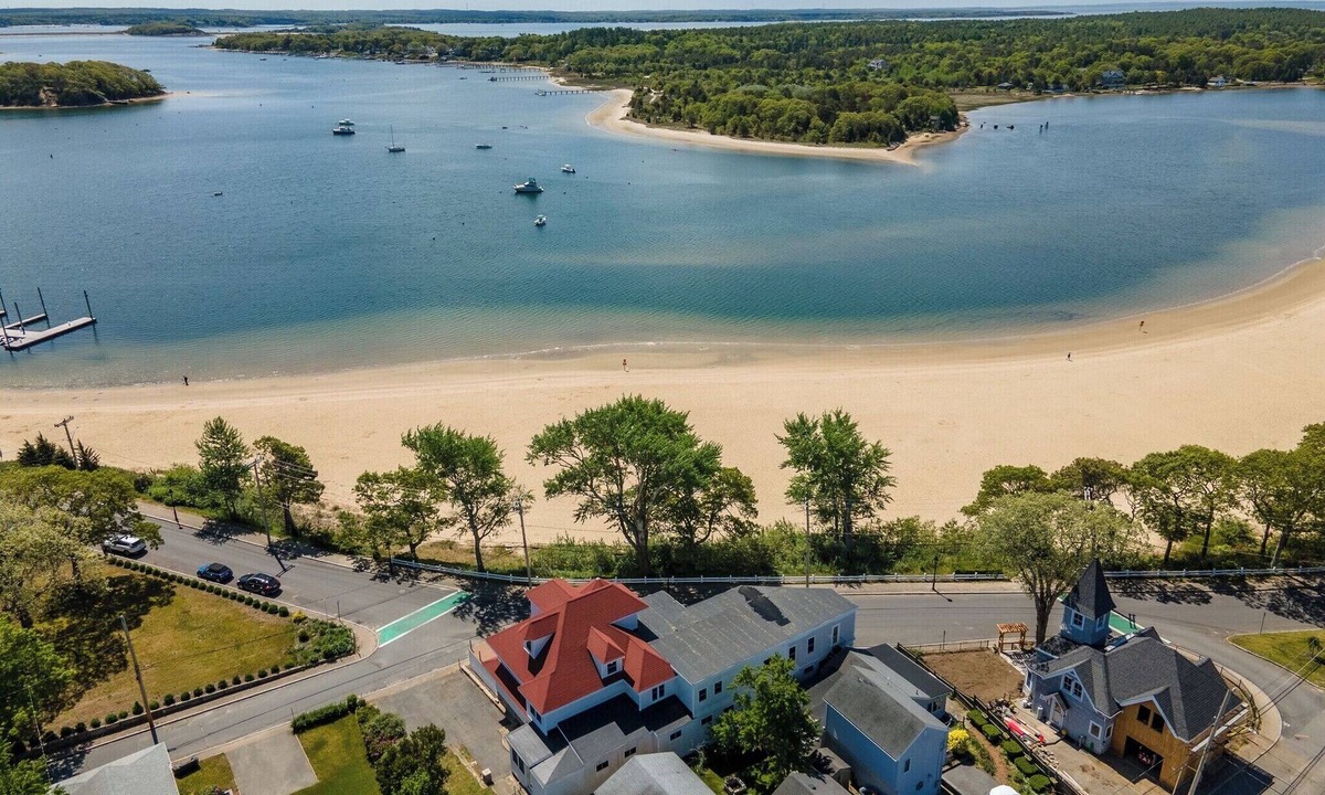 Onset House | Charming Onset Beach Escape