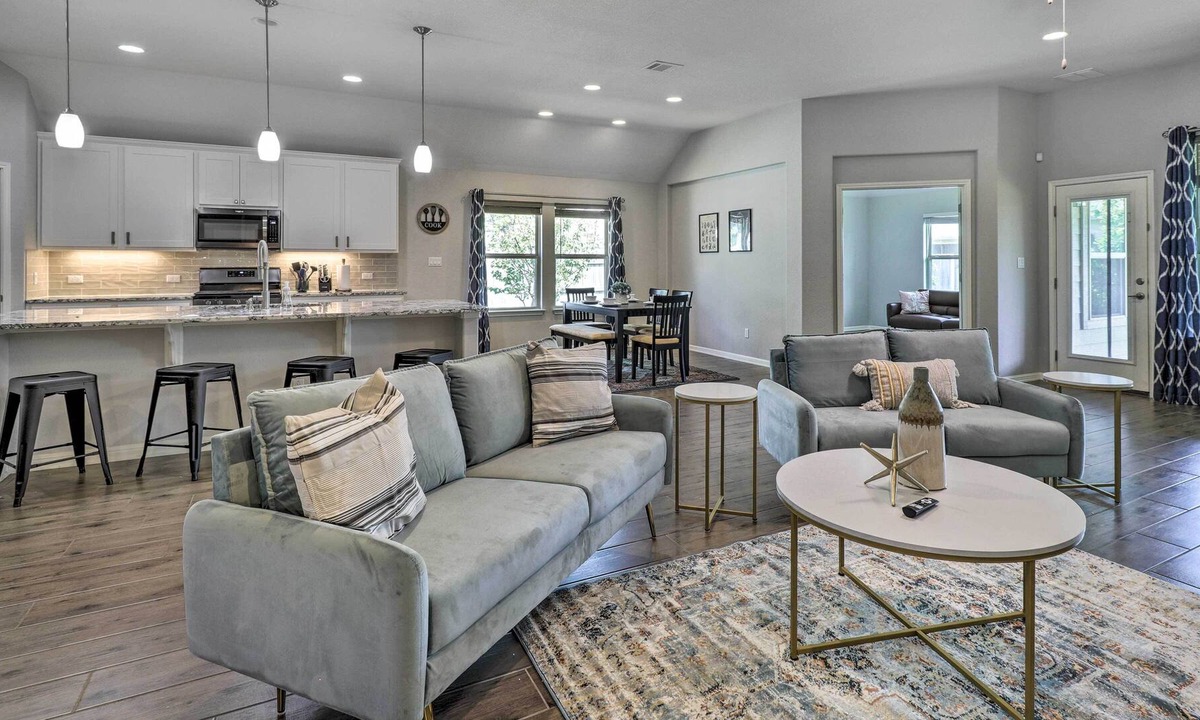 Pflugerville House | Charming Pflugerville Home ~ 25 Mi to Austin!