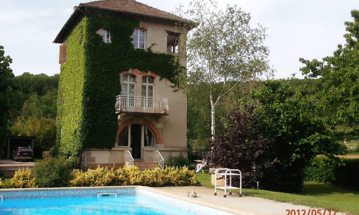 Figeac Villa | charming presbytery in Figeac