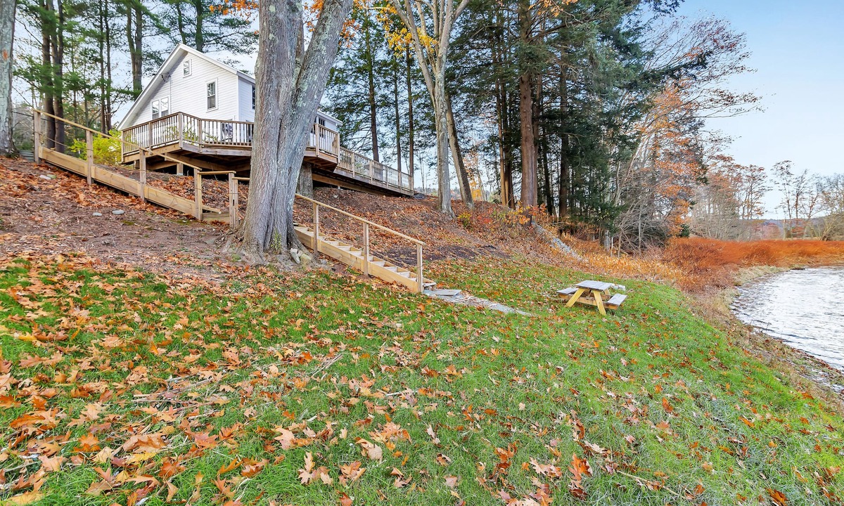 Equinunk House | Charming & Private Delaware Riverfront Home near Callicoon NY