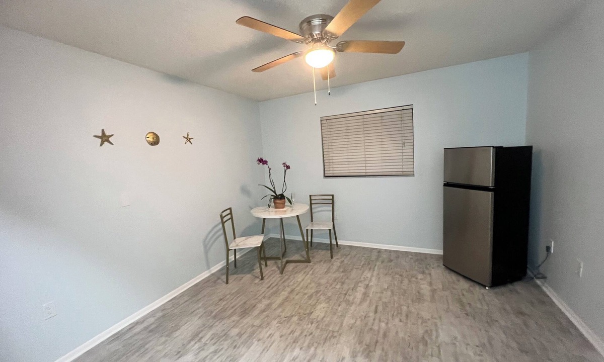 Whitfield Apartment | Charming, private entrance suite. Sarasota