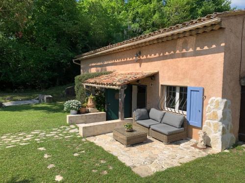 Le Bar-sur-Loup House | Charming Private Cottage with Garden & Parking in Bar-sur-Loup