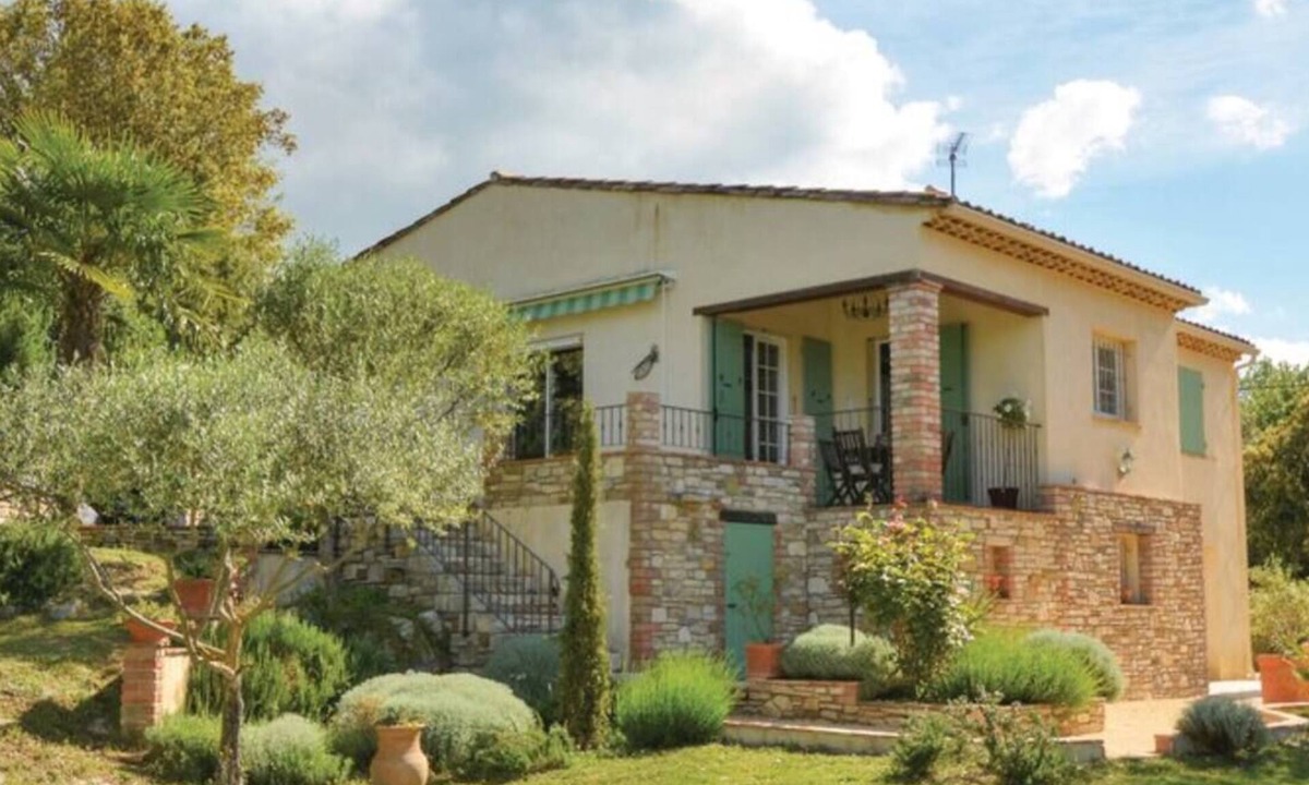 Mejannes-les-Ales House | Charming Provençal villa with pool