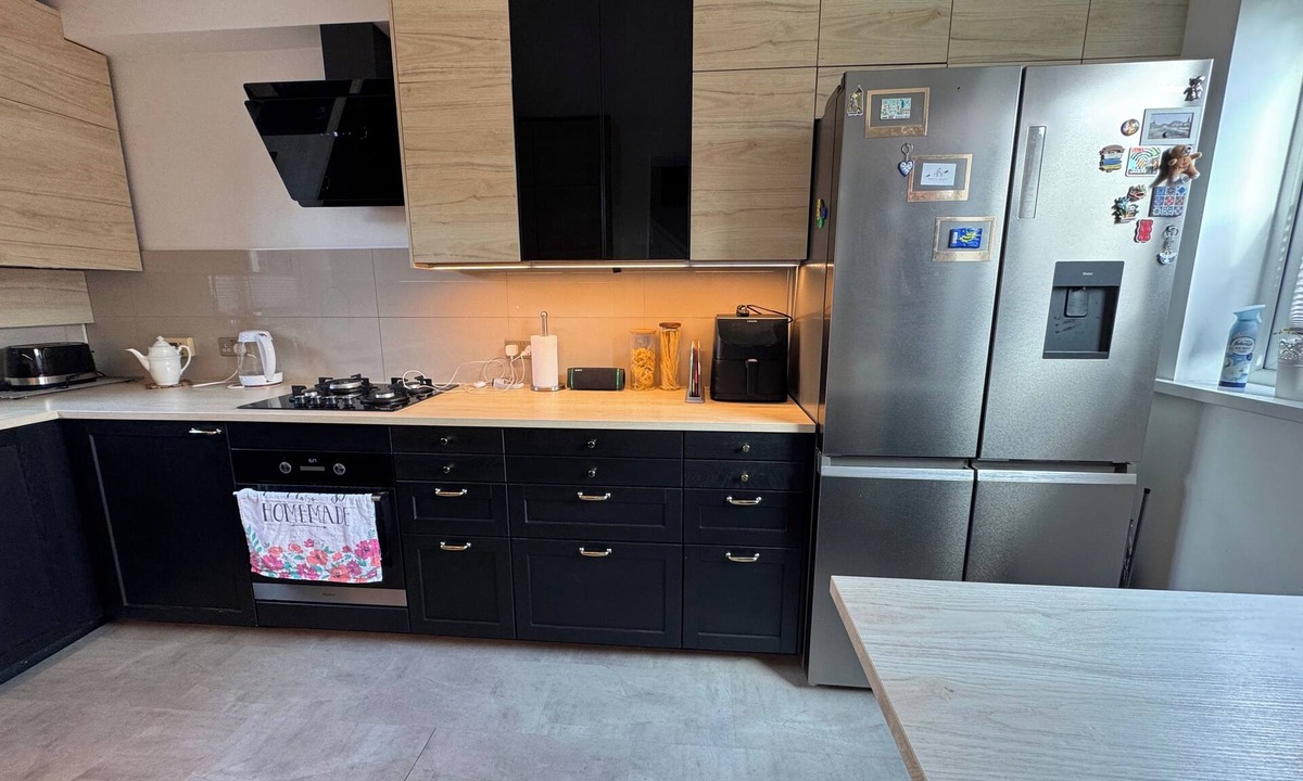 Reading House | Charming Reading Garden House Pet Friendly