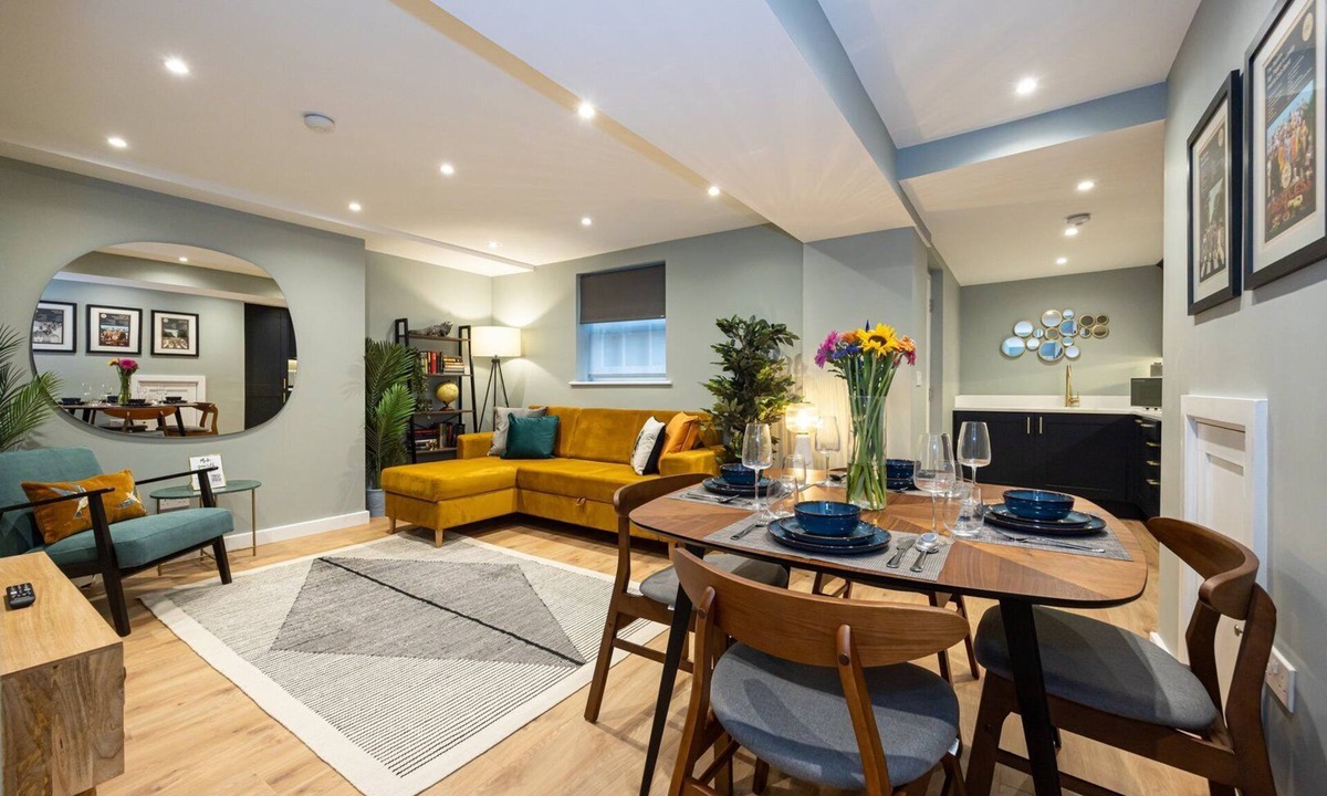 Georgian Quarter Apartment | Charming Rest in Liverpool