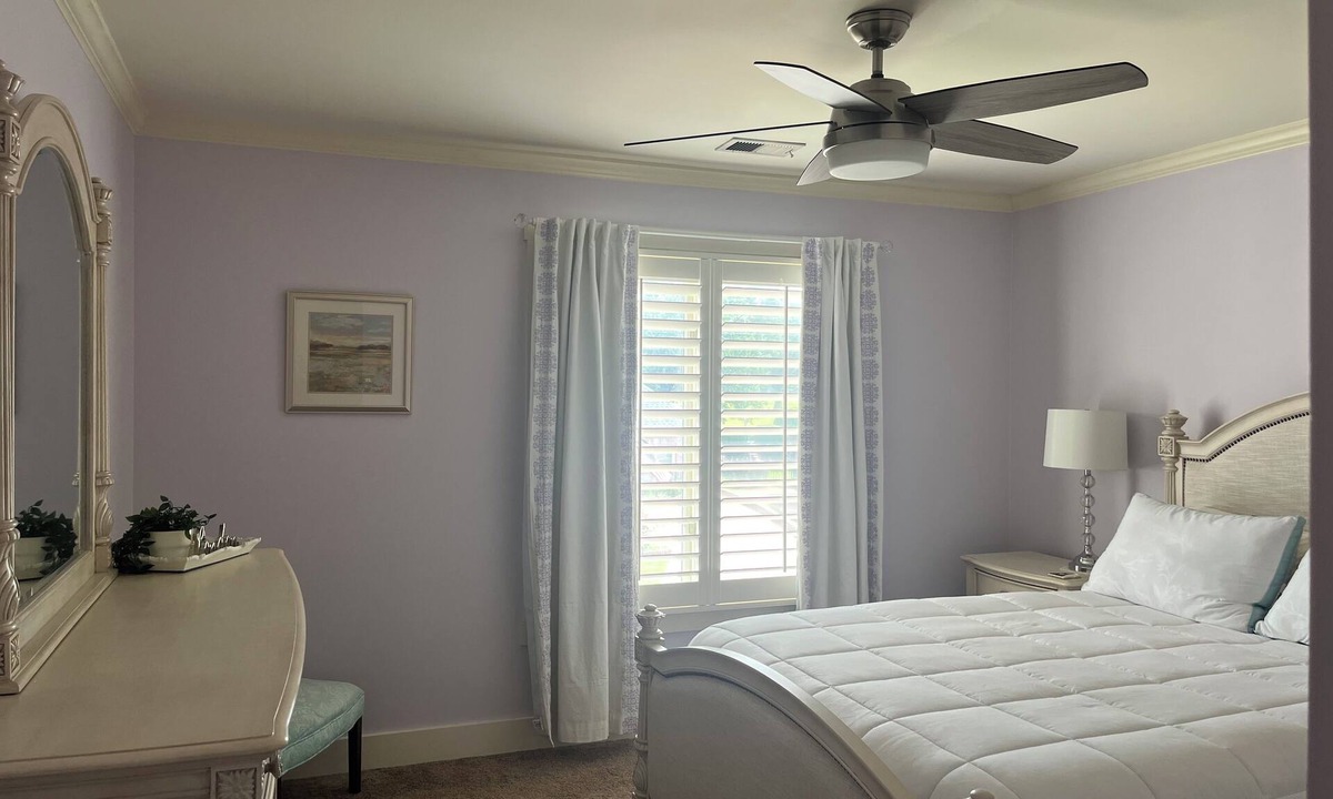 Collierville House | Charming room in Beautiful Custom Home- 30 day stay minimum