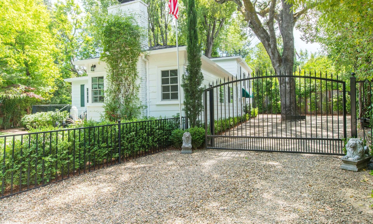 San Anselmo House | Charming Ross Home for Rent, UNFURNISHED