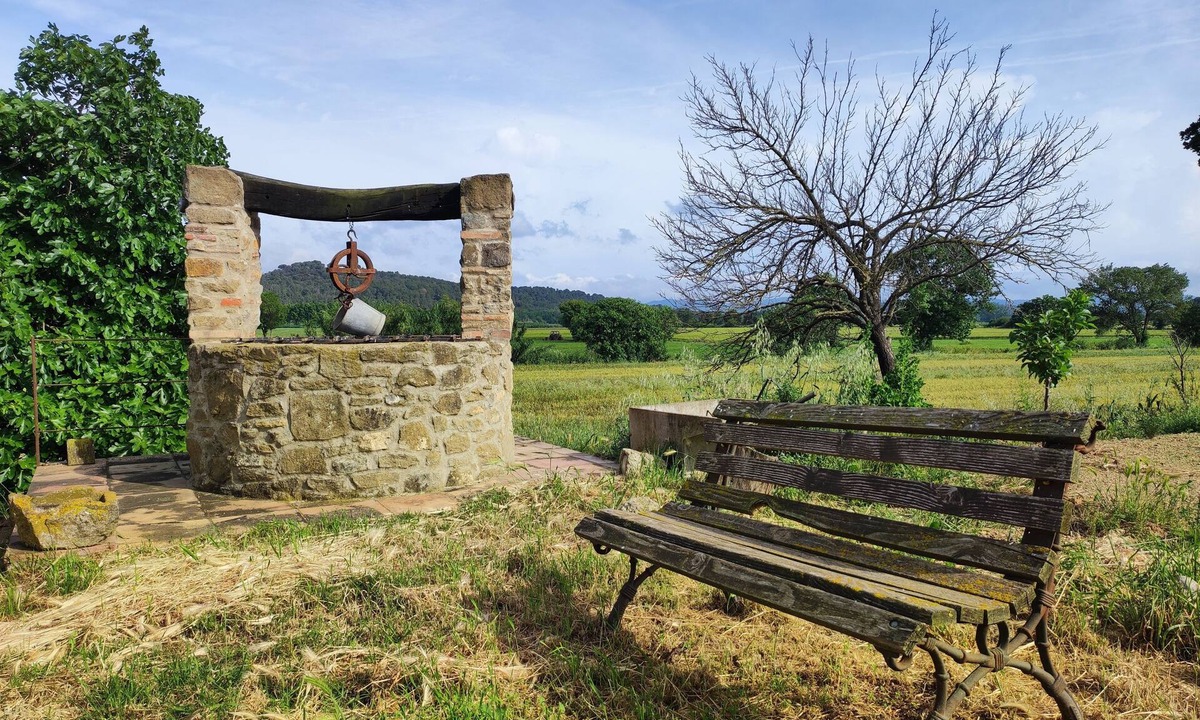 Casavells Cottage | Charming rural lodging
