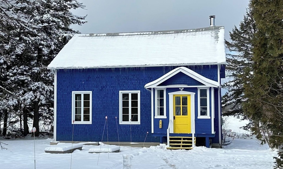 Saint-Alfred Other | Charming Rural Québec Schoolhouse
