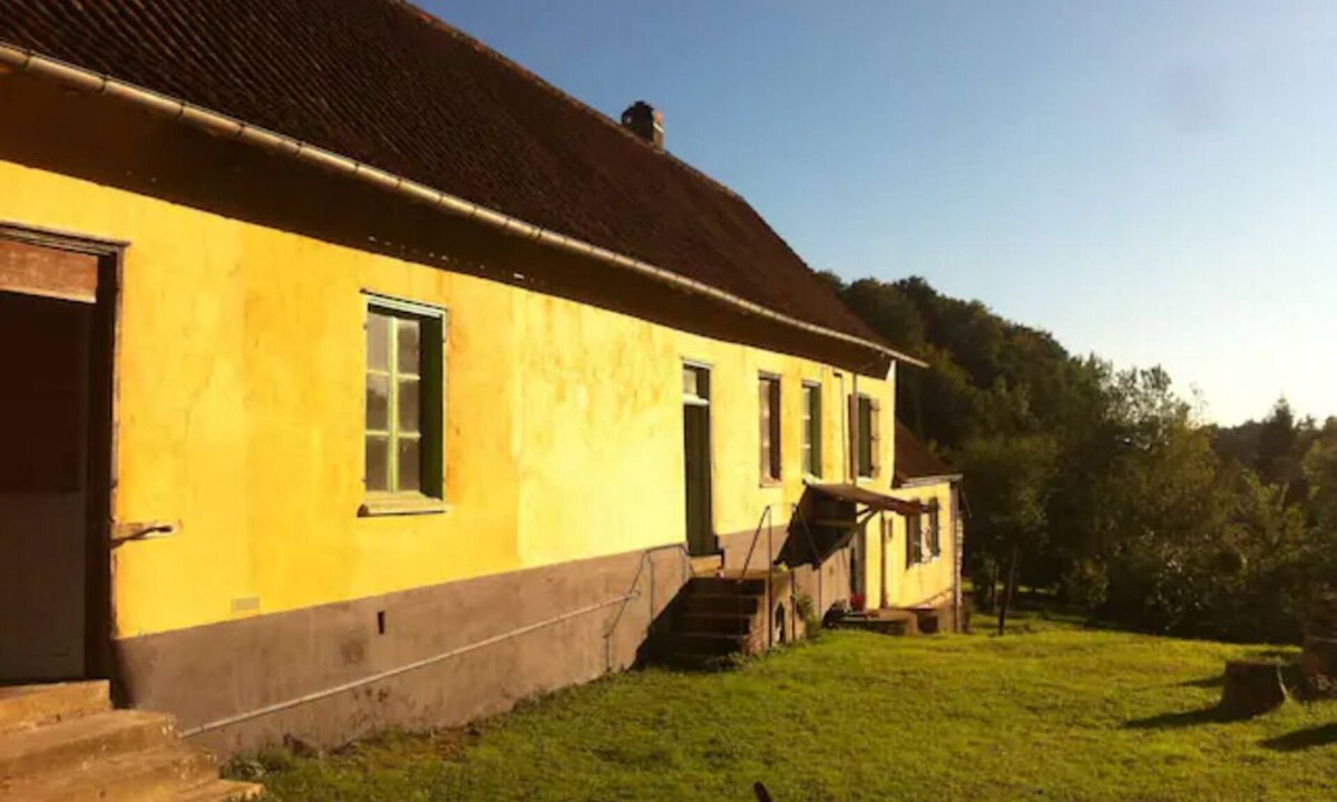 Mouriez Cottage | Charming Rustic 2 bedroom annex cottage