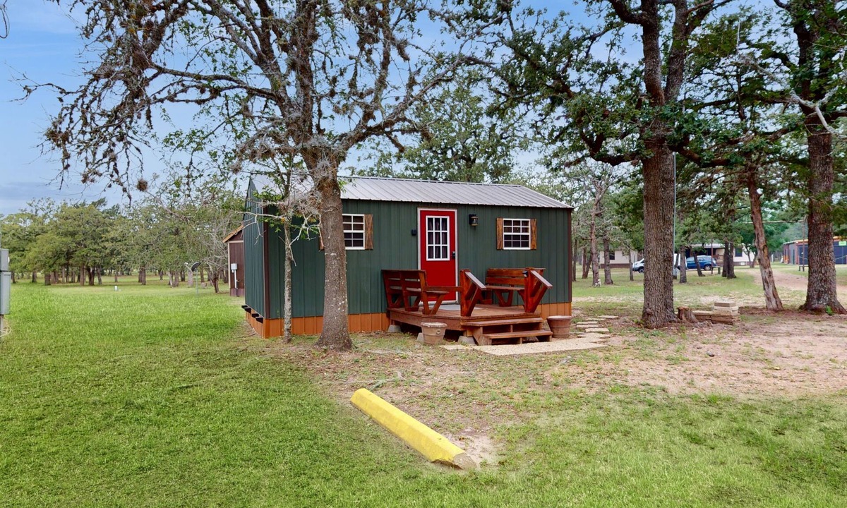 Ledbetter Cabin | Charming rustic cabin with kitchenette, streaming, partial AC, & WiFi