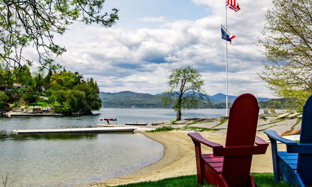 Vergennes Resort | Charming rustic two bedroom cottage steps away from Lake Champlain!