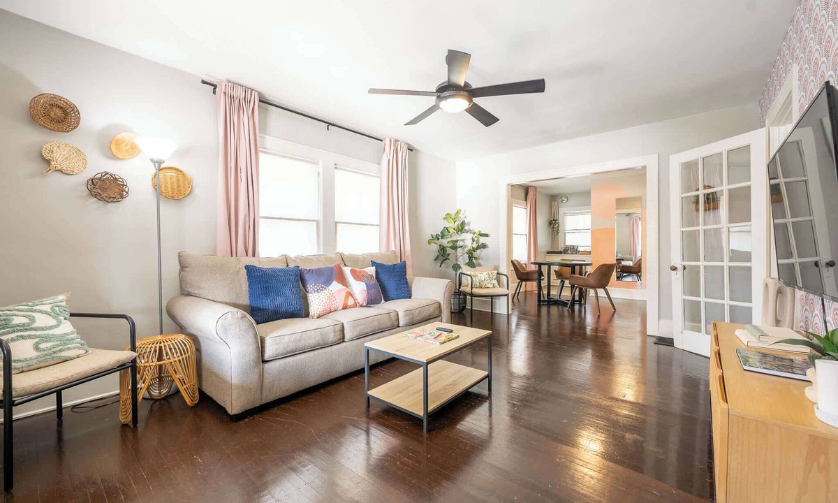 Meridian-Kessler House | Charming SoBro Retreat | Ideal Location | Walkable