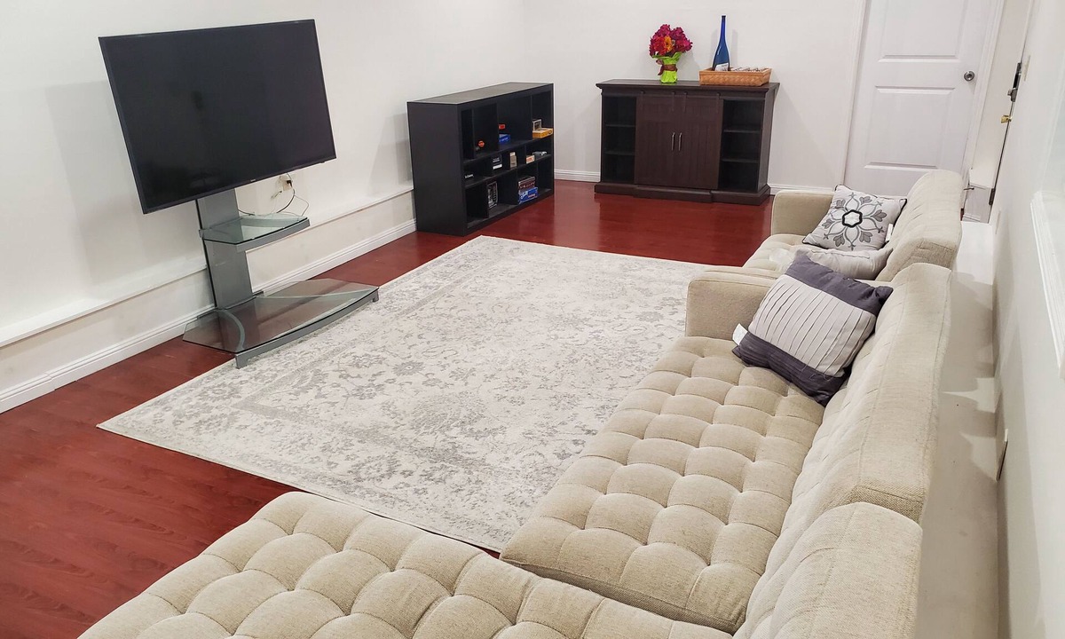 Southwest Annex House | Charming spacious 3 bedroom 1 bath