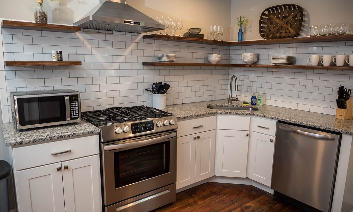 Lancaster House | Charming, Spacious East Side home w/free parking