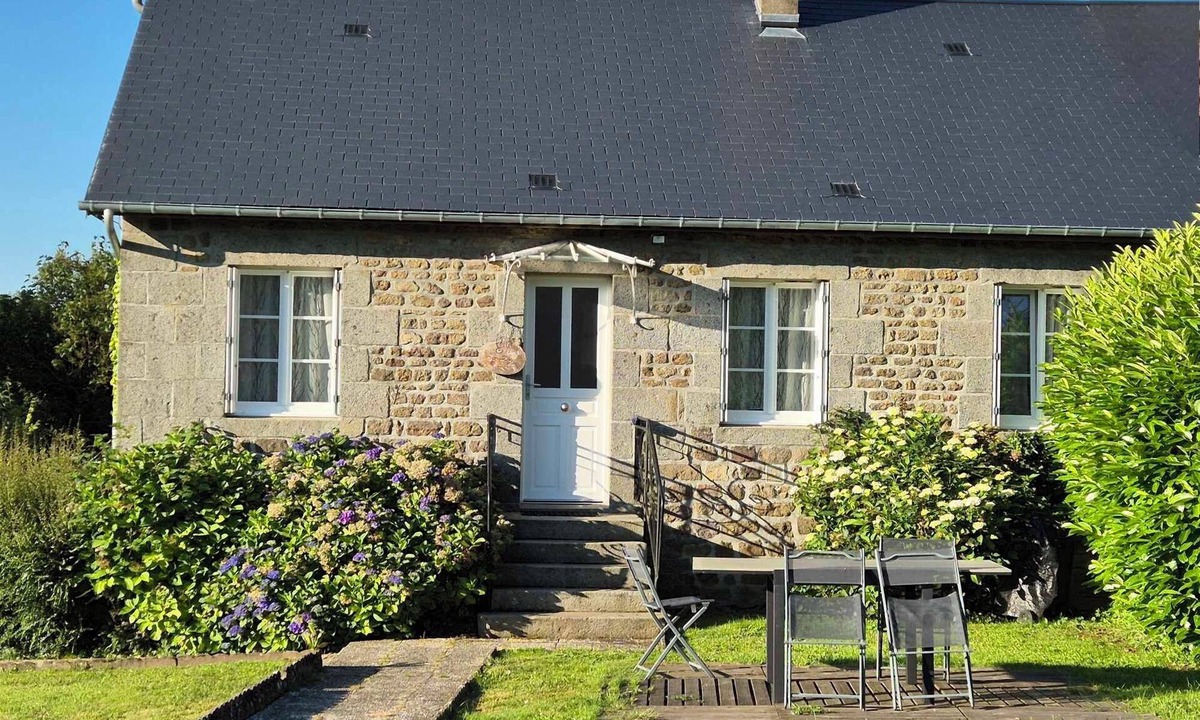 Breel House | Charming stone house in Suisse Normande