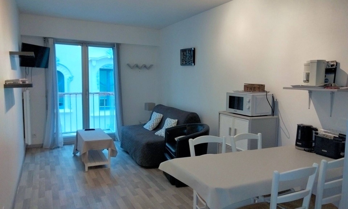 Les Sables d'Olonne Apartment | Charming Studio 100m from Beach & Downtown, Balcony, Bike Storage