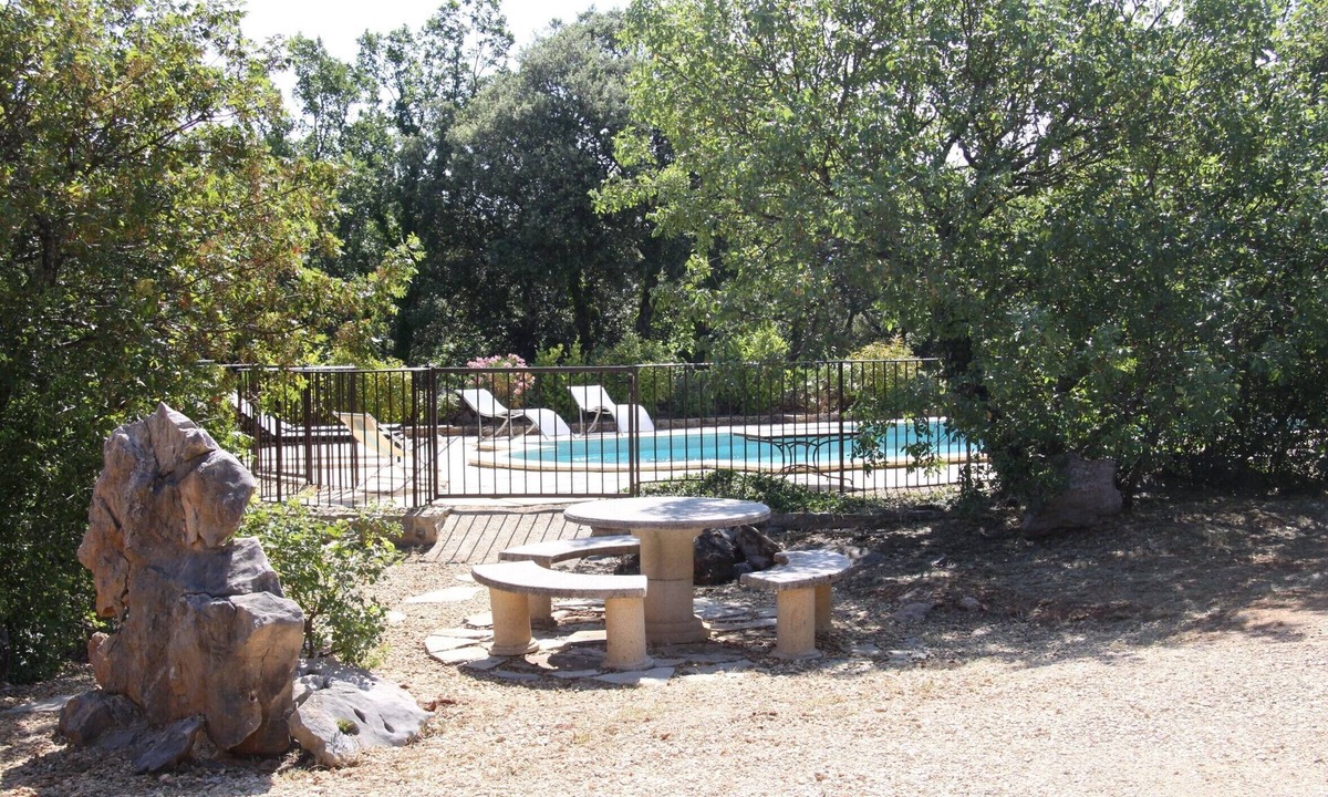 Causse-de-la-Selle Villa | Charming Stone Villa In Causse De La Selle