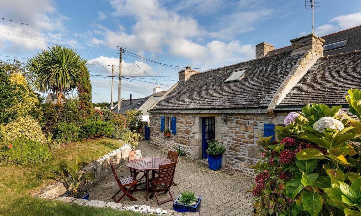 Plouguerneau House | Charming stone house with ocean view