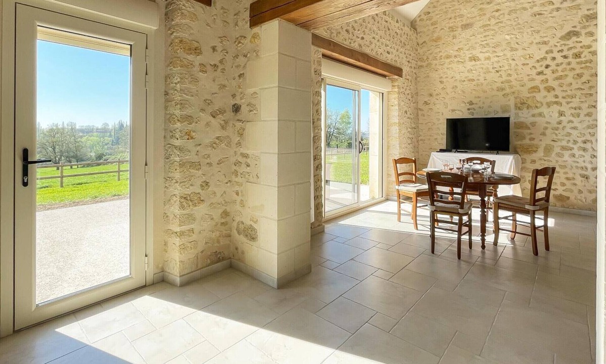 La Mesniere Cottage | Charming stone house with WIFI, near Mortagne-au-Perche